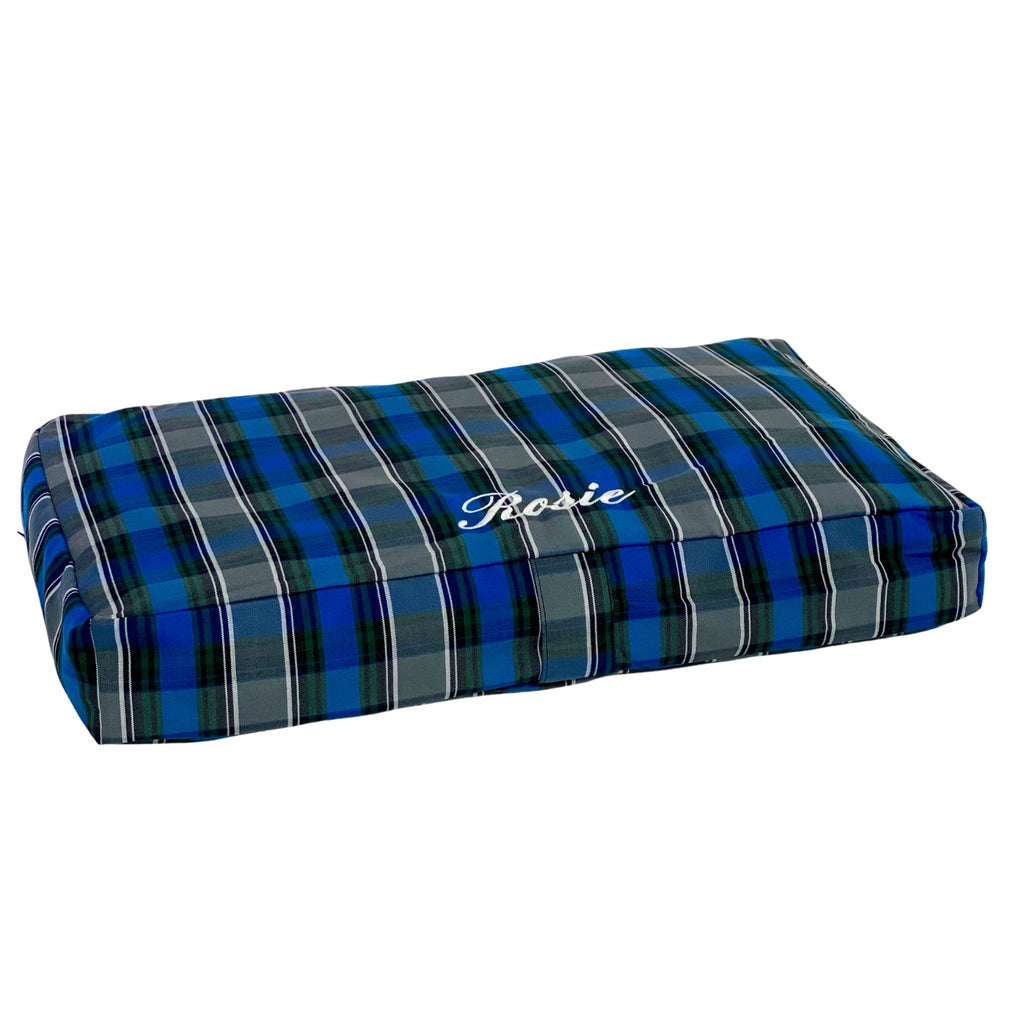 Plaid Pet Bed