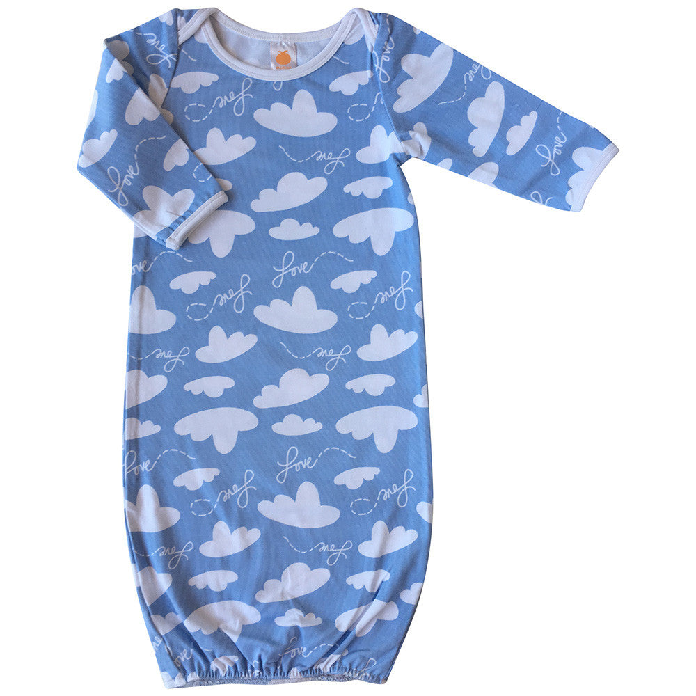 Baby gown in soft bamboo fabric with clouds and love written