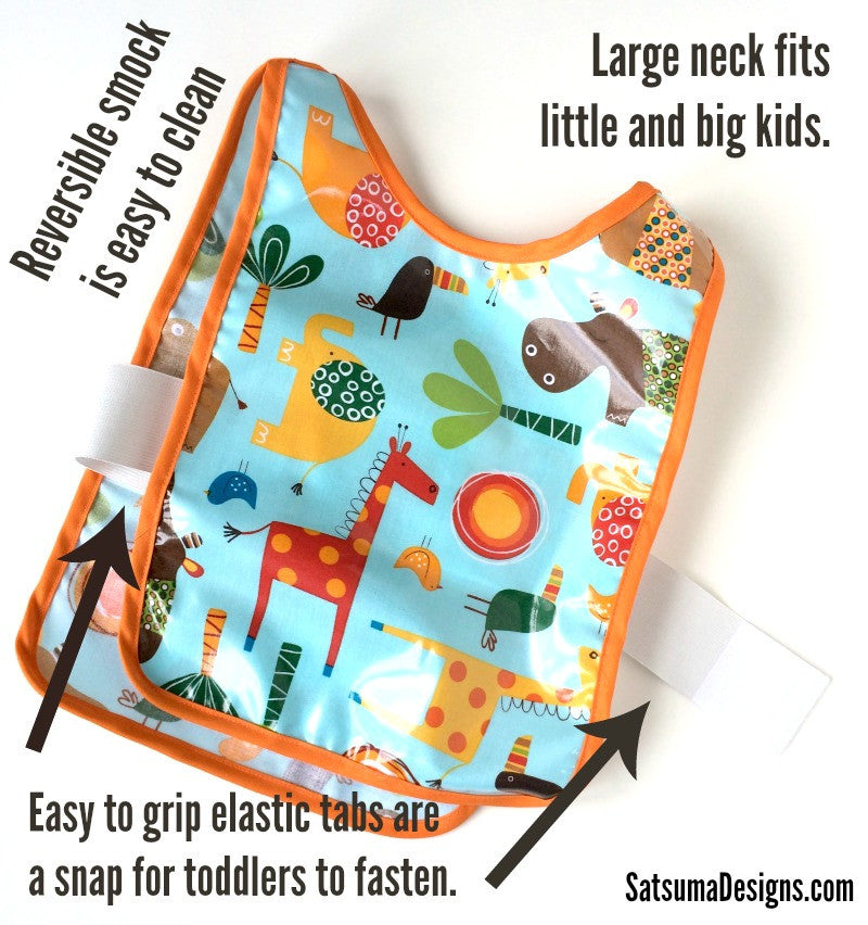 Kids Art Smock in waterproof laminated cotton that's easy to clean